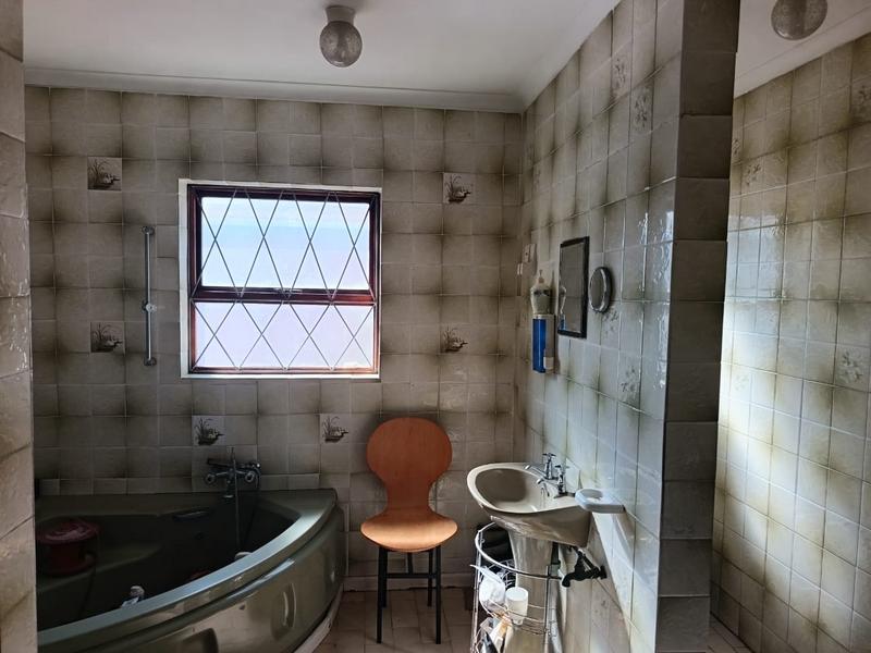 5 Bedroom Property for Sale in Malabar Eastern Cape